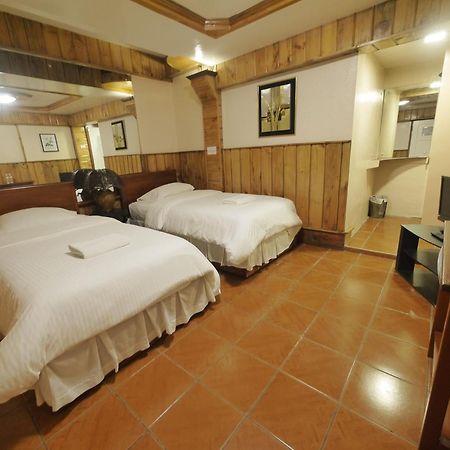 Mountain Lodge And Restaurant Baguio City Eksteriør bilde