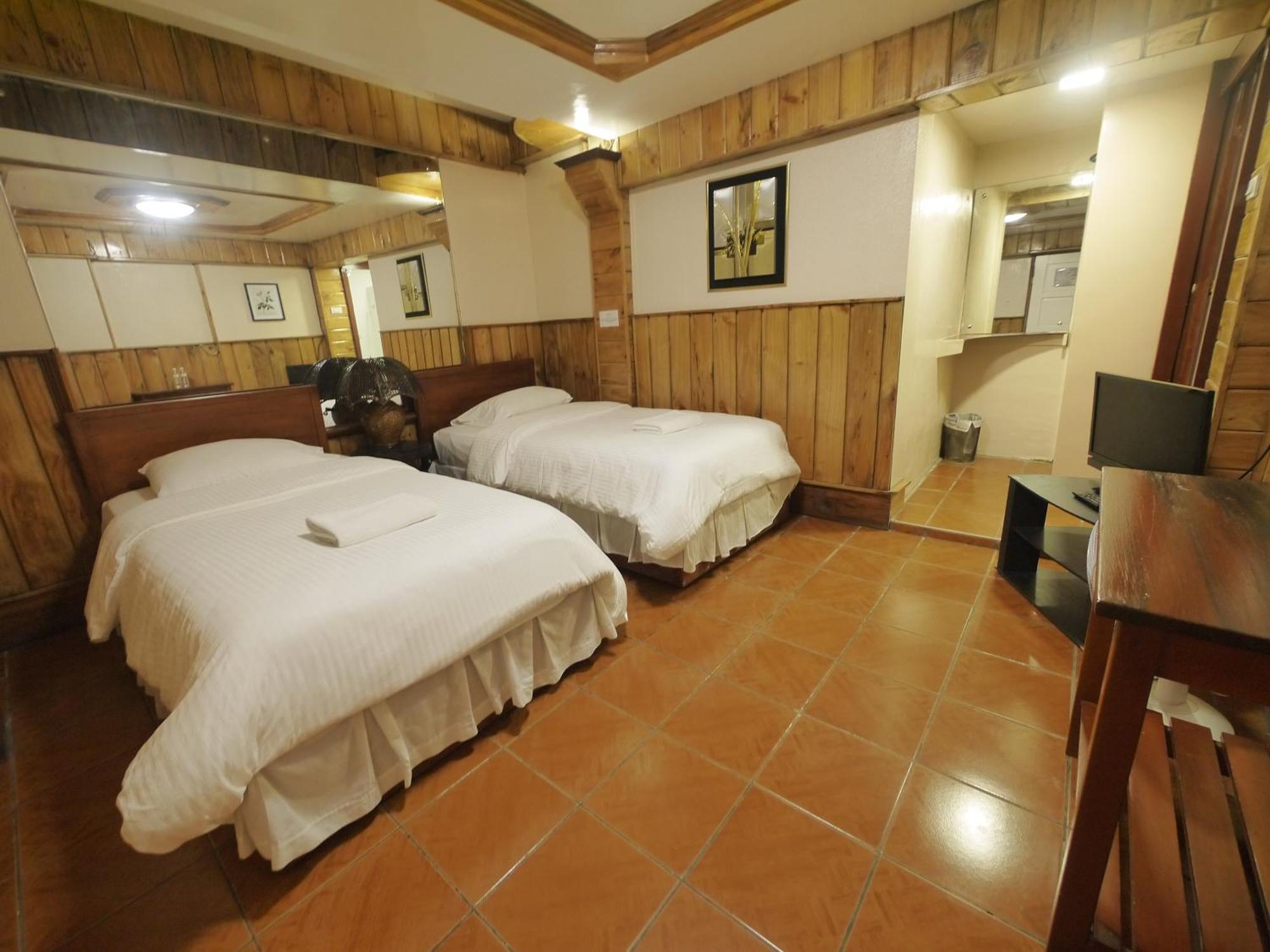 Mountain Lodge And Restaurant Baguio City Eksteriør bilde