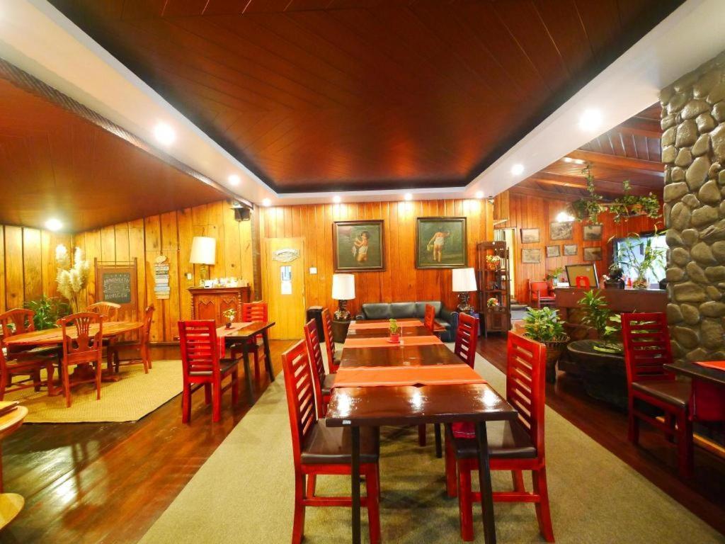 Mountain Lodge And Restaurant Baguio City Eksteriør bilde